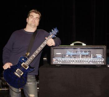 Chris henderson 3 doors down store