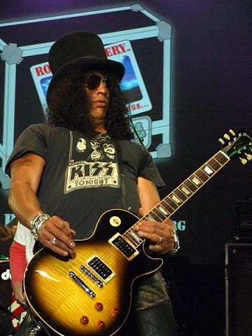 Slash on Les Paul guitar