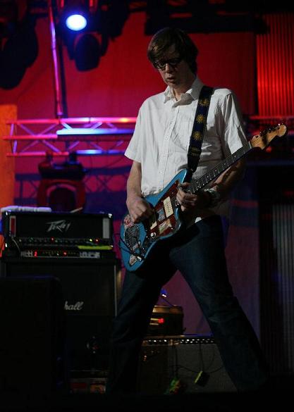 Thurston on guitar live