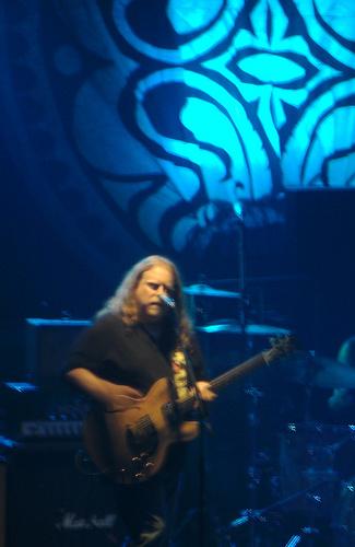 Warren Haynes live on guitar